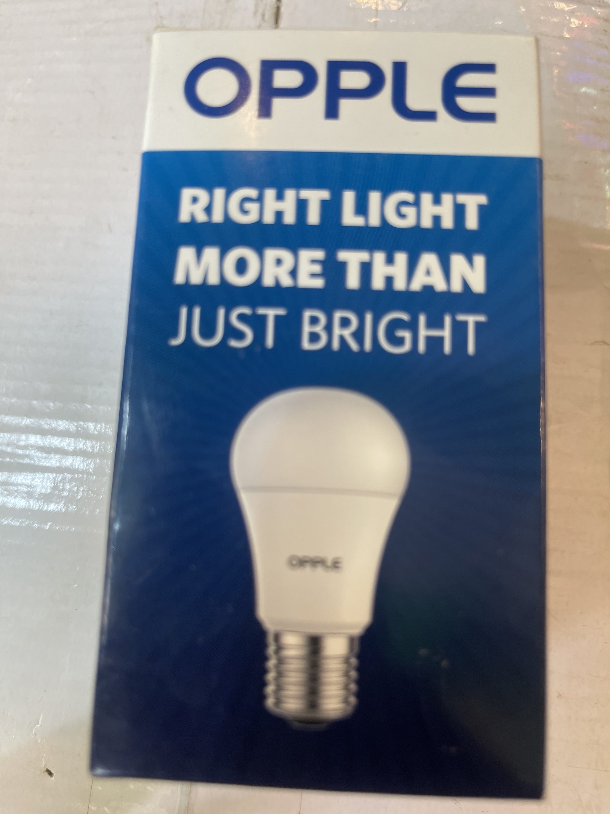 Bulb Midium White E27 7W White — Kislights Uganda