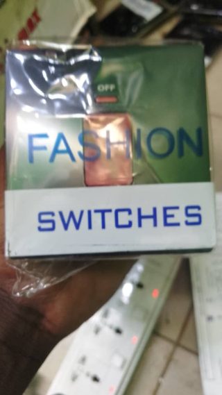 Water Heater Switch G10 Black Series — Kislights Uganda