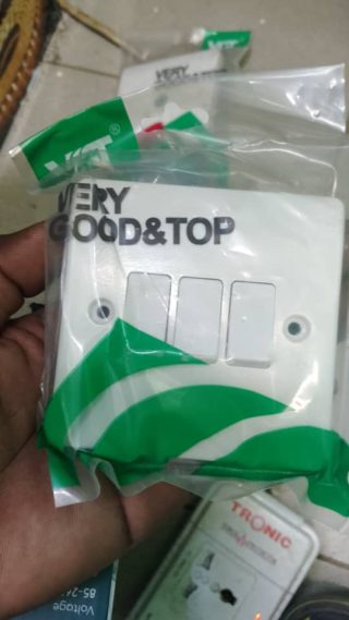 3 Gang 2 Way Plate Switch Vgt — Kislights Uganda