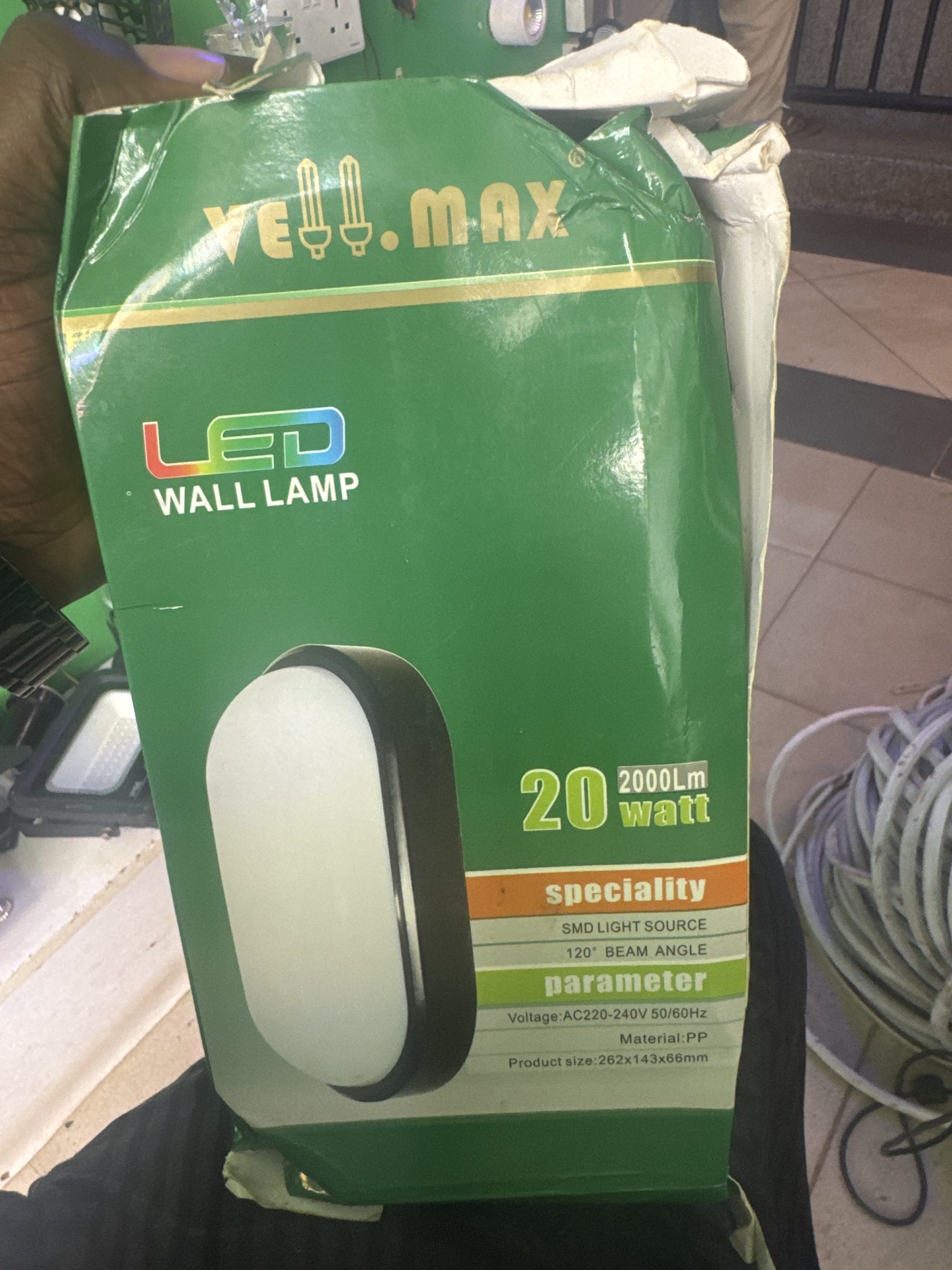 Bulkhead Oval Velomax — Kislights Uganda